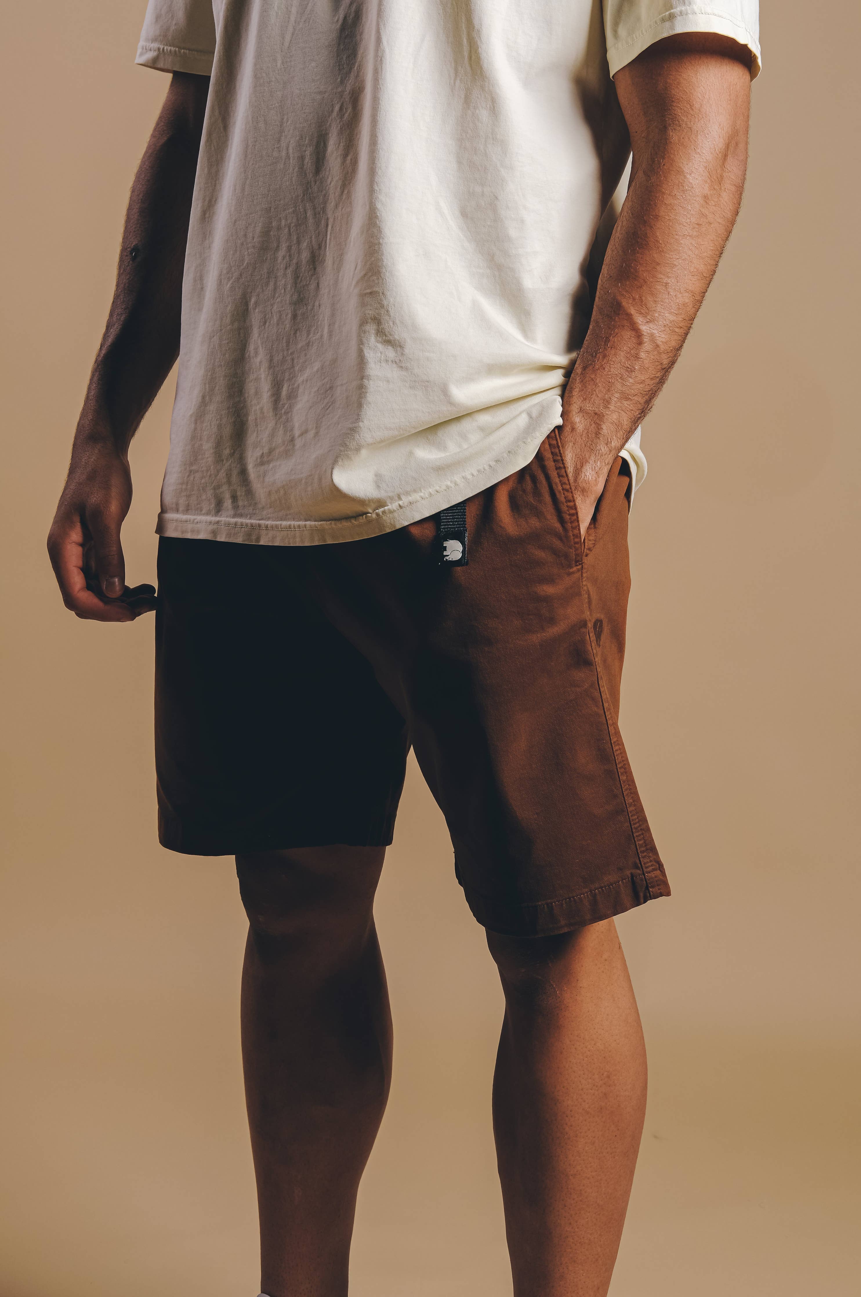 TRENDSPLANT Ecodye CLIMBER SHORTS Caramel, Men