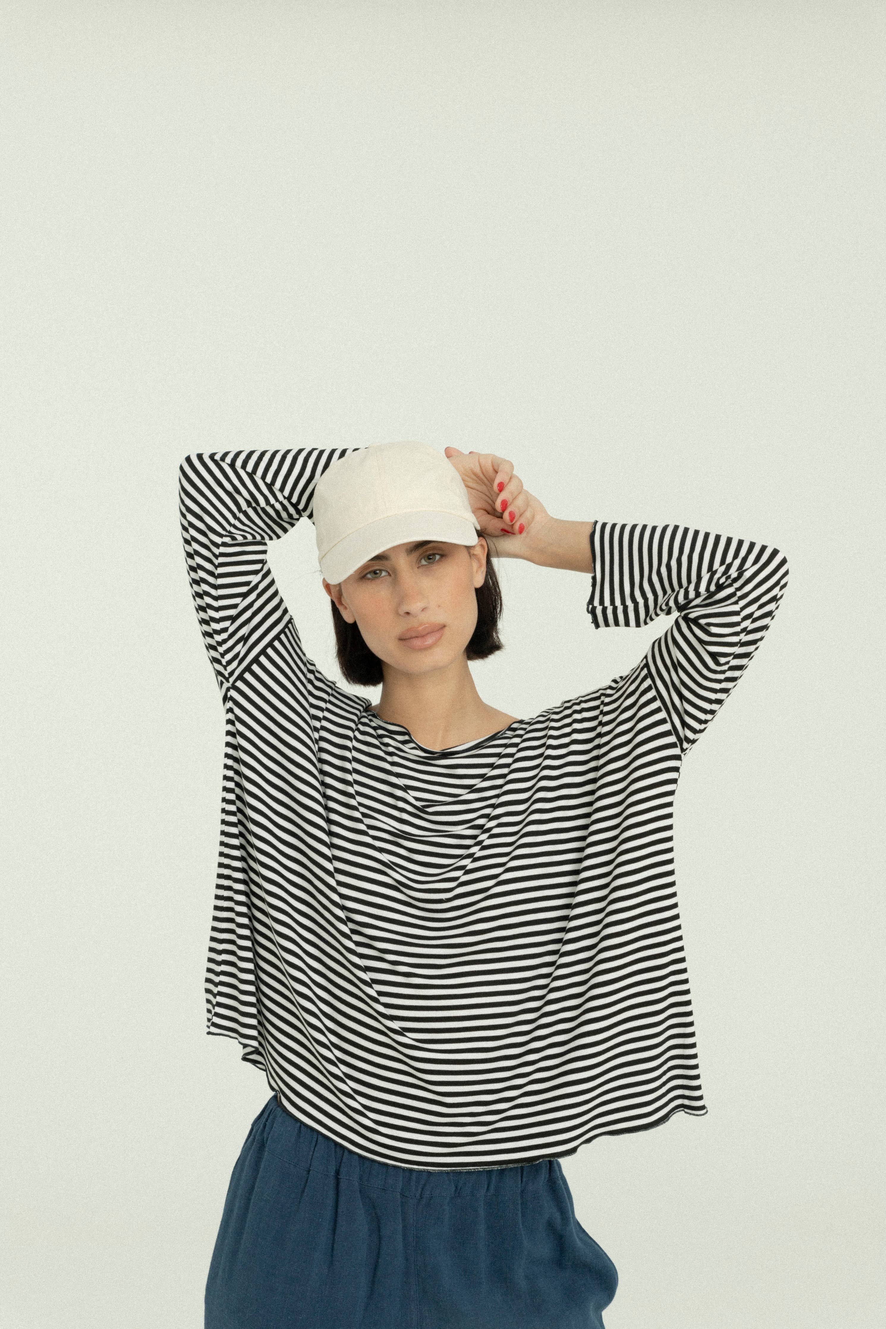YOUR HUMAN SOUL Sweatshirt STRIPES, schwarz