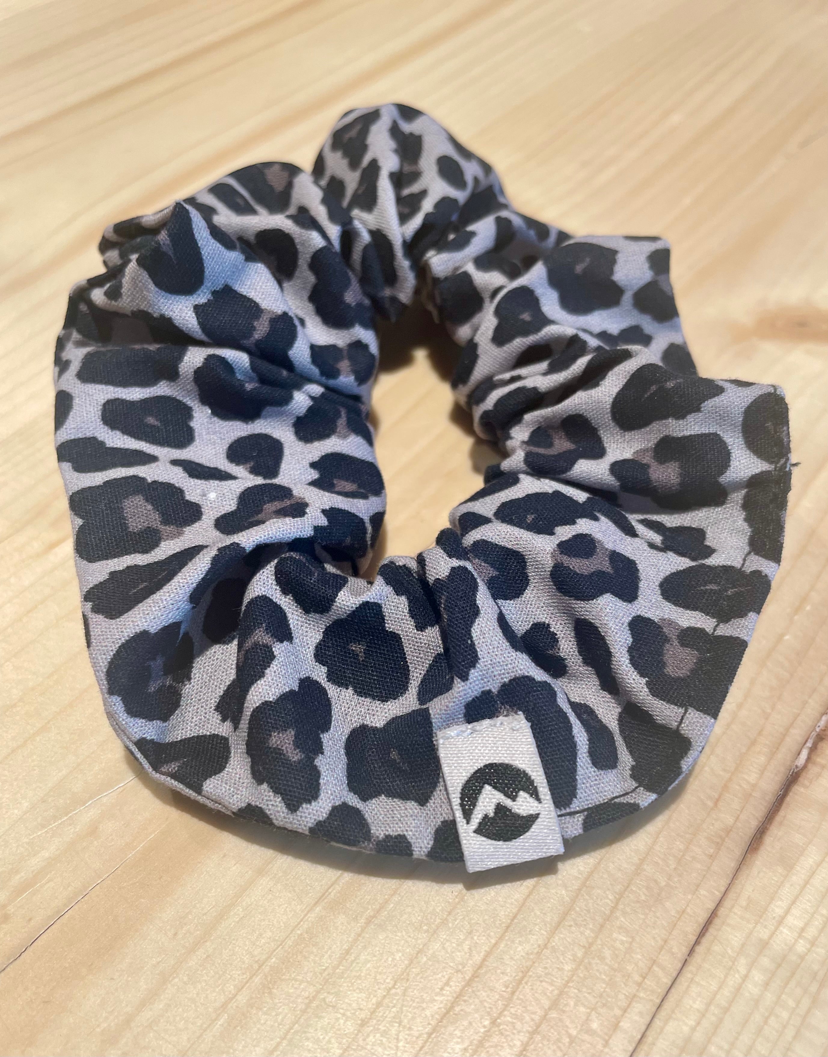 THE ALP ARTISTS Scrunchie hUMAn ARTS