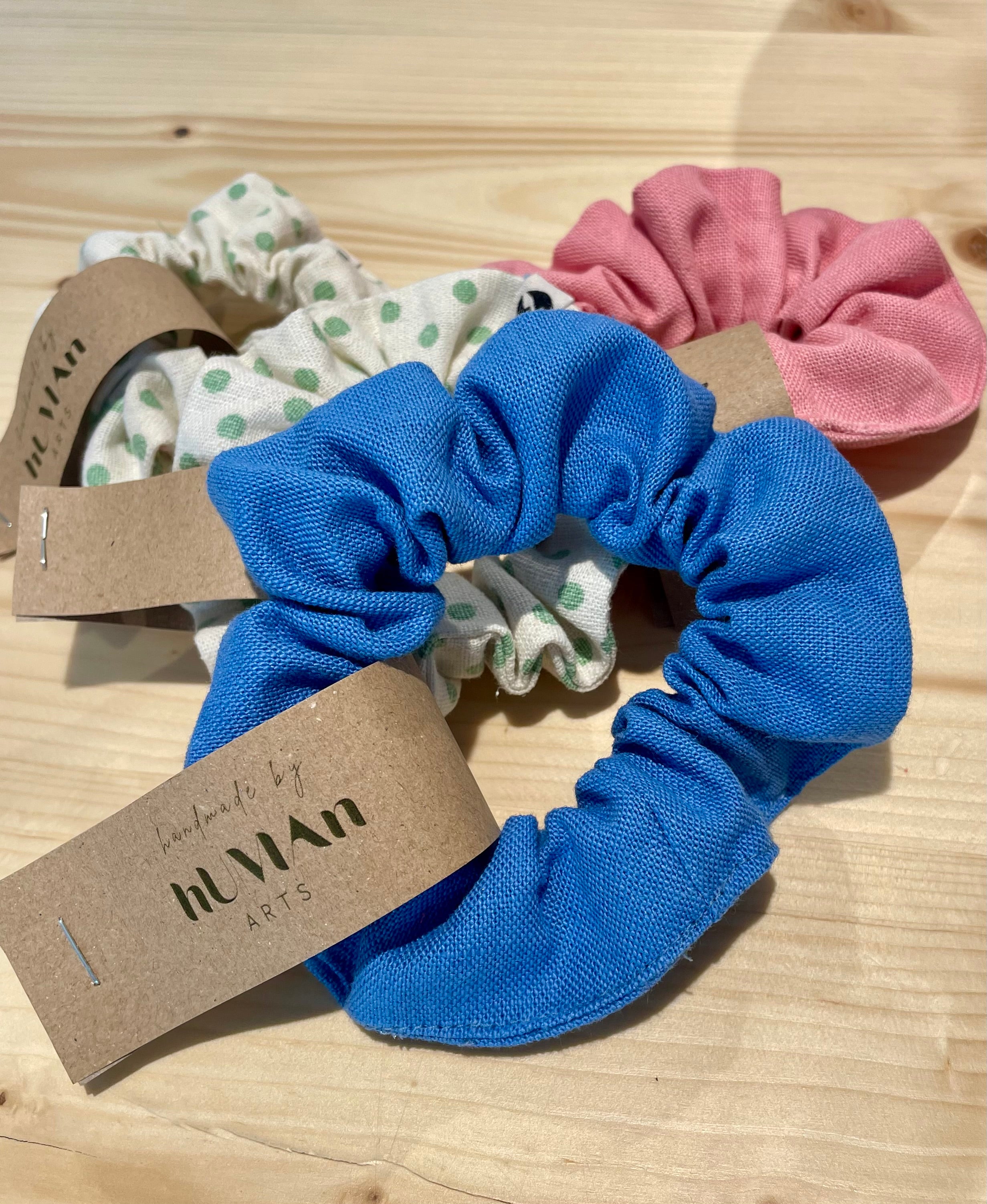 THE ALP ARTISTS Scrunchie hUMAn ARTS
