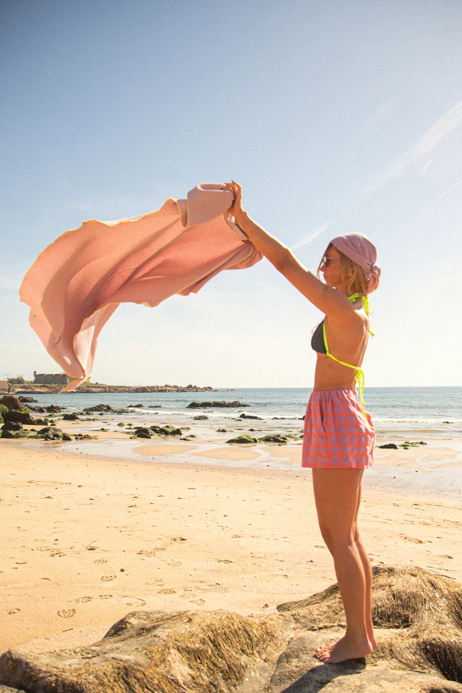 YOUR HUMAN SOUL Karo SHORTS coral/lila