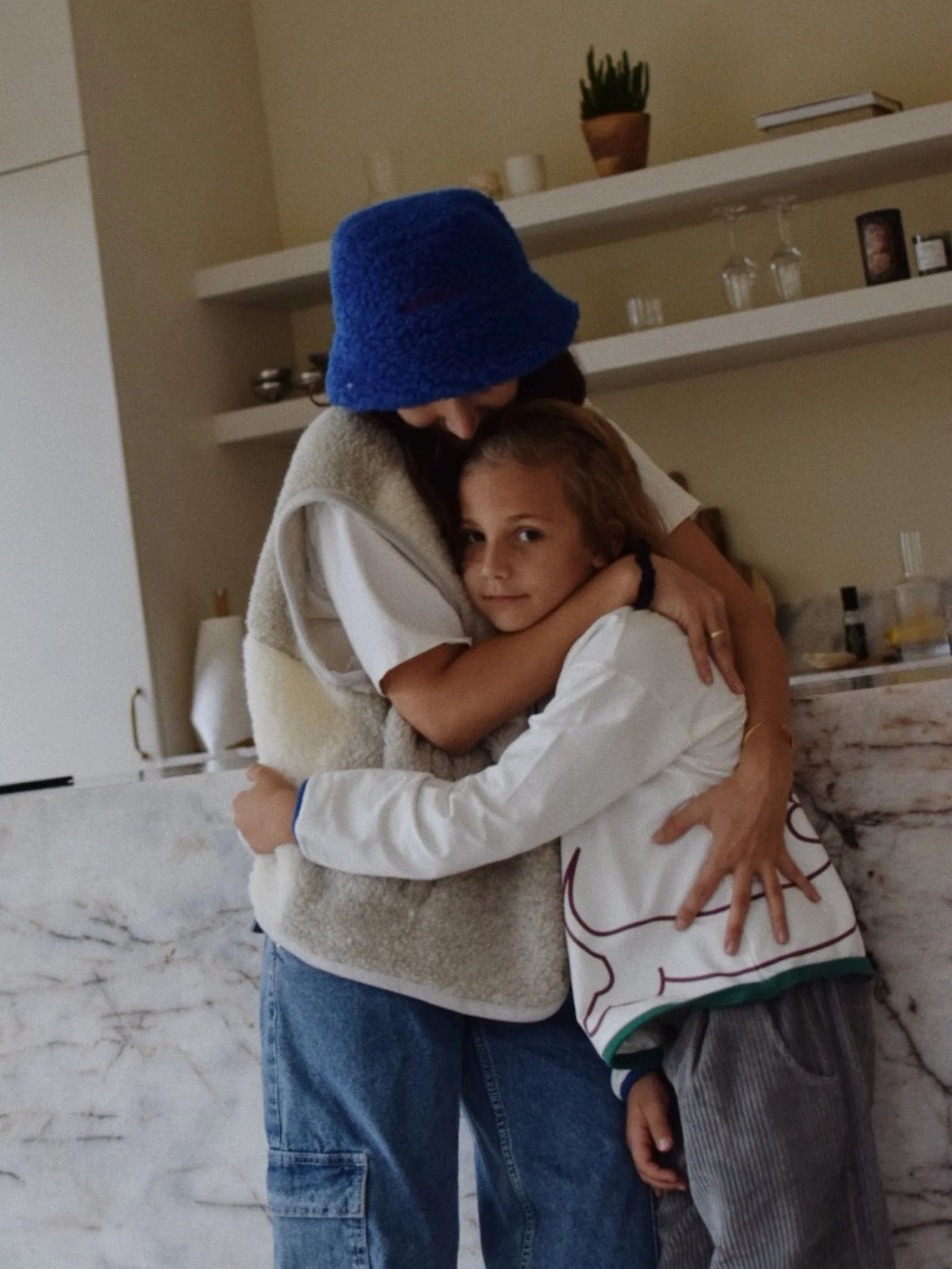 Happymess BUCKET HAT cobalt blue