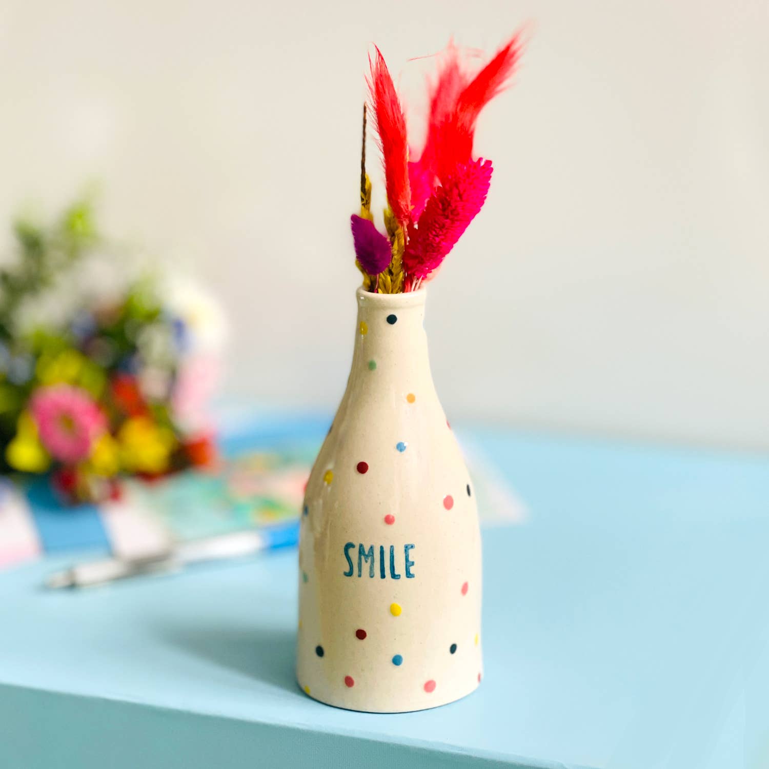 NOI Vase SMILE DOTS