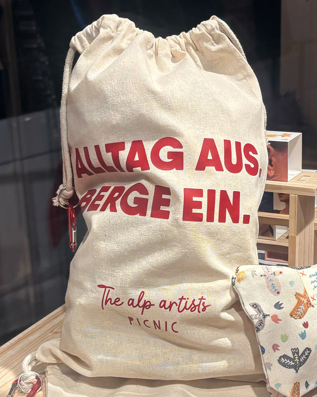 The alp artists PICNIC Beutel