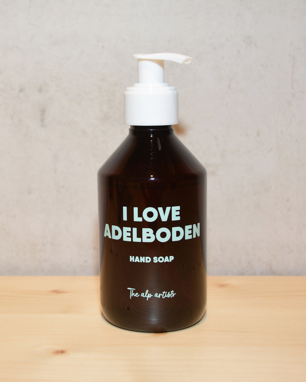 The alp artists Seifenspender ADELBODEN